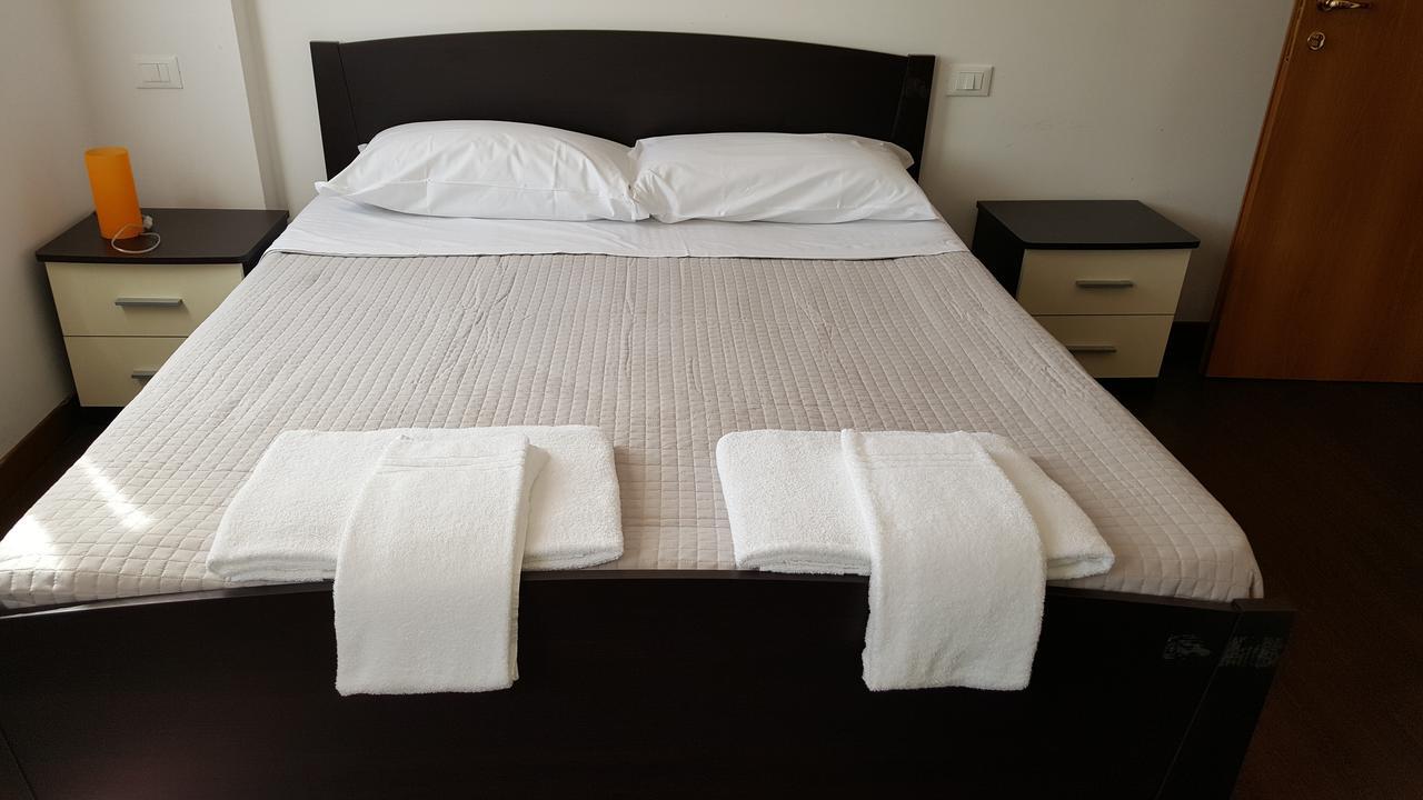 Ca Moderna/Moderno Hotel Mestre Eksteriør billede